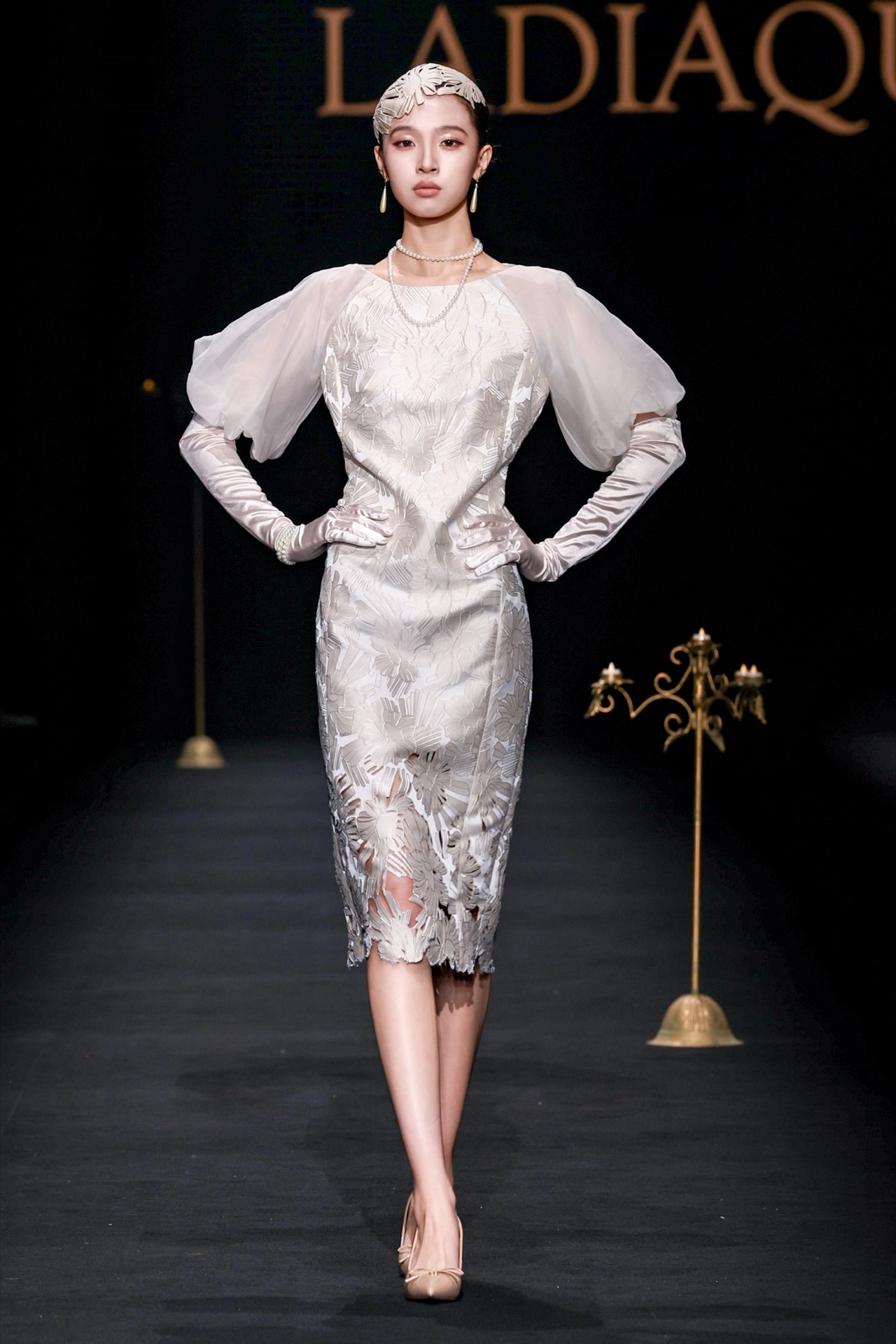 柔水之铠 2027 新品发布会 Look 01