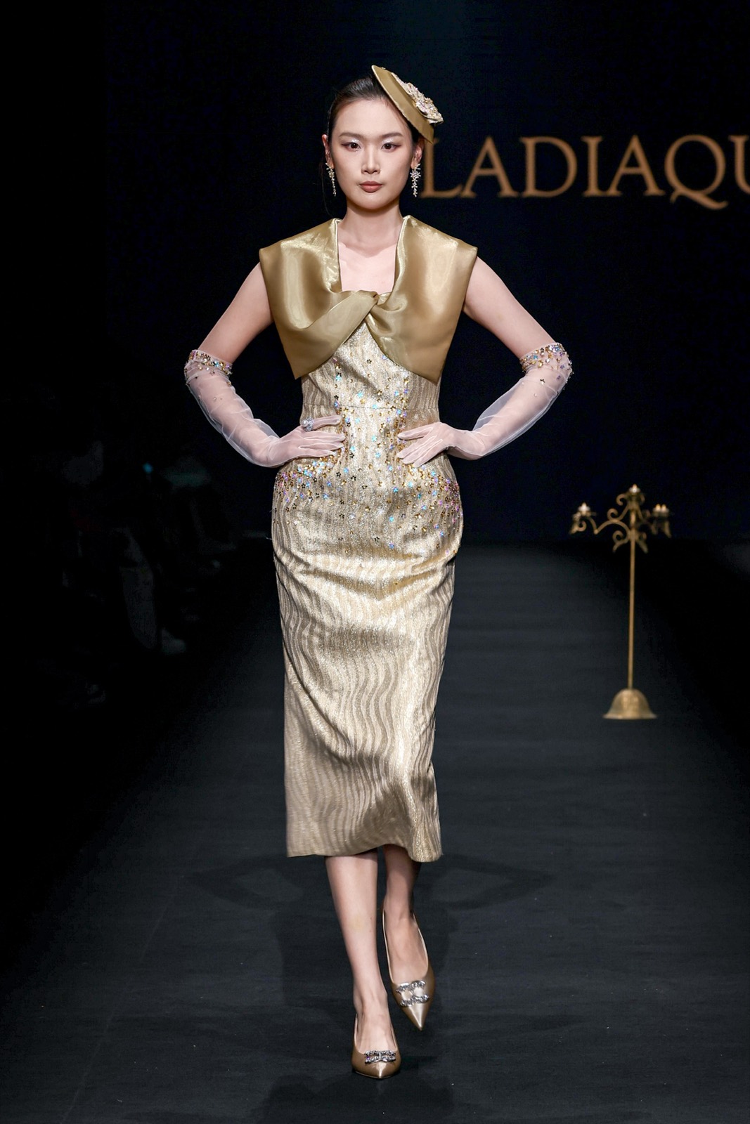 柔水之铠 2027 新品发布会 Look 03