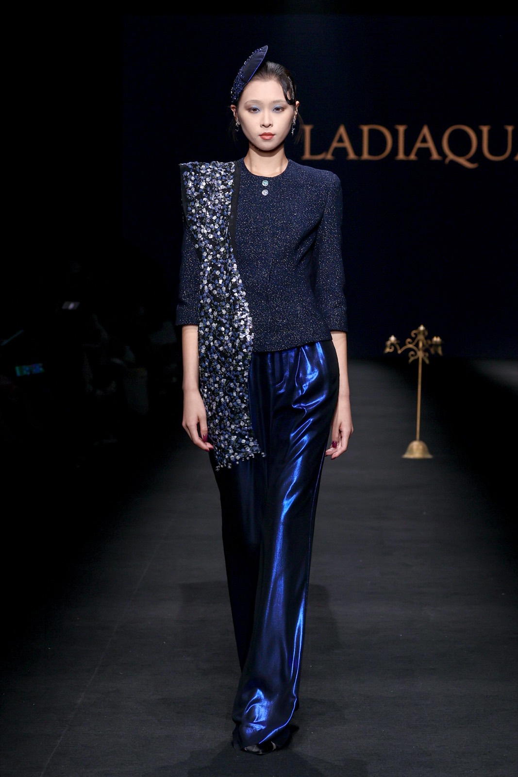 柔水之铠 2027 新品发布会 Look 10