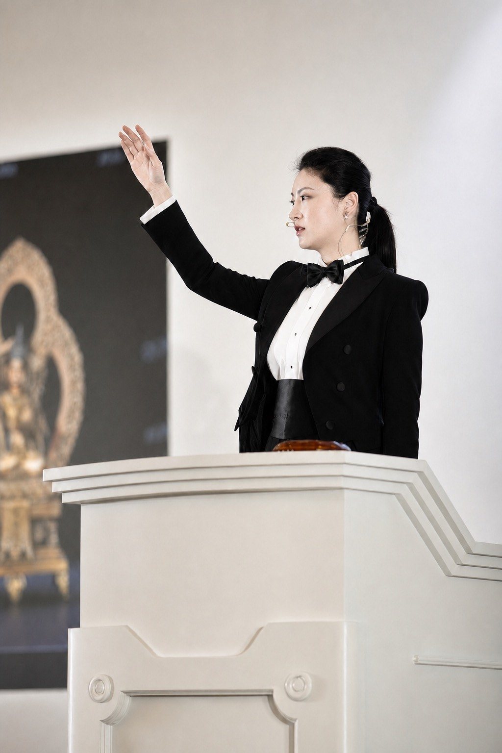 LADIAQUA 女小西高级定制设计理念·先锋